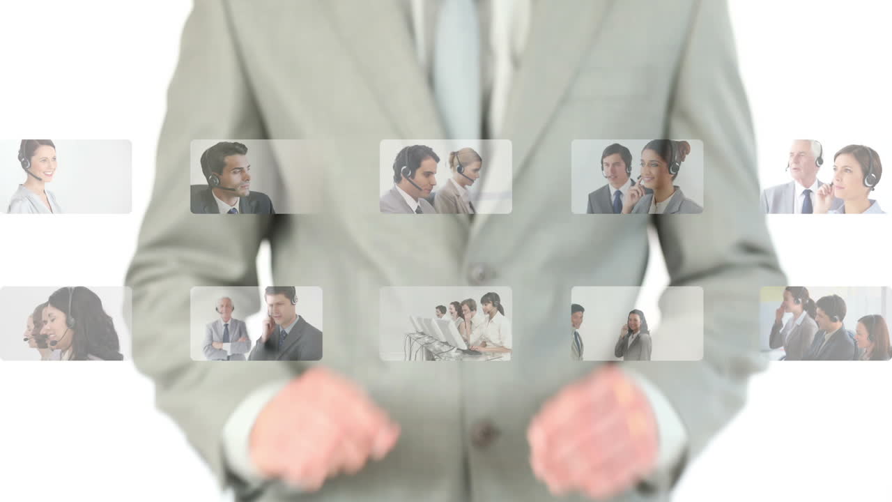 agentes del centro de llamadas que trabajan juntos en sus oficinas