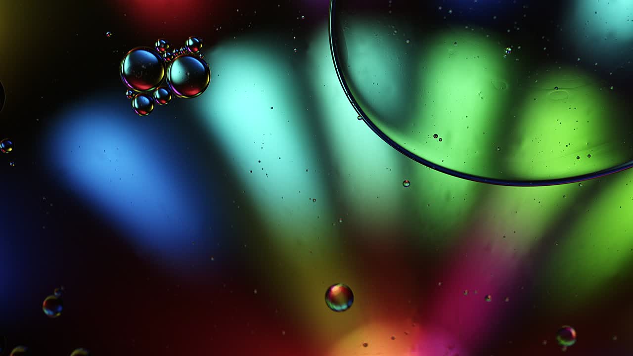 abstract colorido alimentos gotas de aceite burbujas y esferas que fluyen