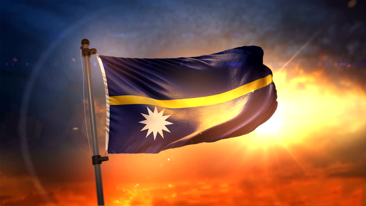 Bandiera di Nauru retroilluminata all'alba splendida, in loop, slow motion 4K