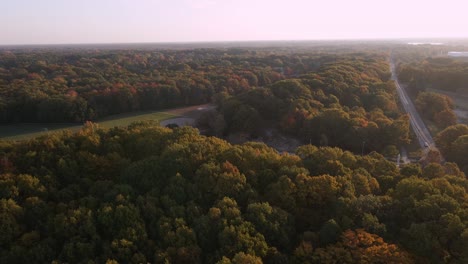 el follaje de otoño cambia de color en grand haven