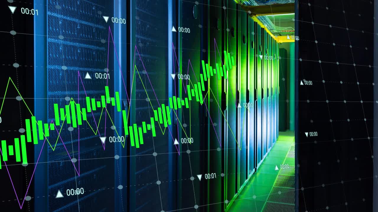Animazione dell'elaborazione dati su sfondo di una sala server di computer.