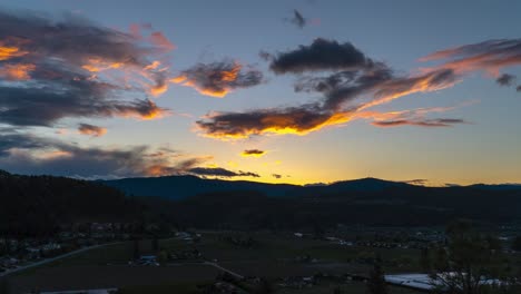 Lapso-De-Tiempo-De-Una-Puesta-De-Sol-De-Okanagan