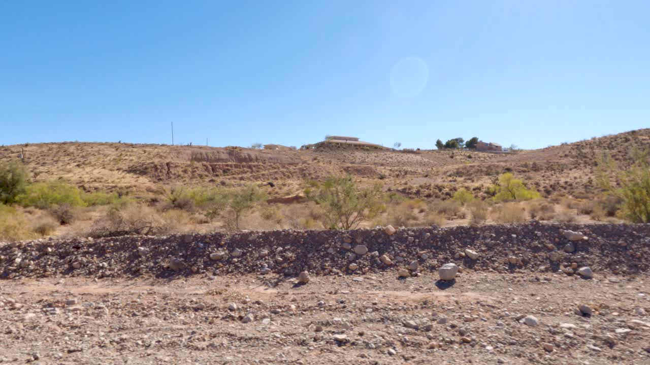 House In The Desert Background