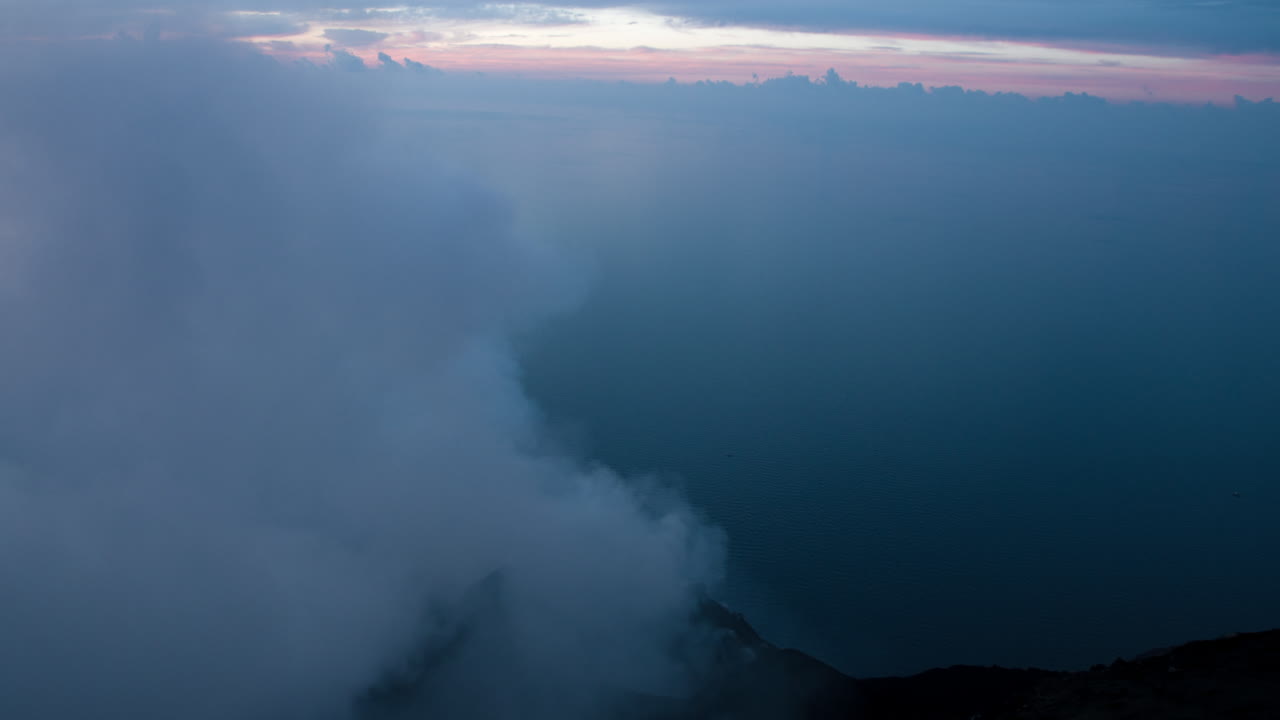 volcán stromboli 4k 20