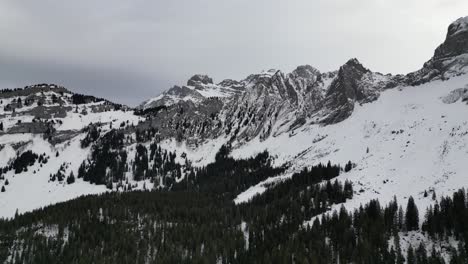 Fronalpstock-Switzerland-Glarus-rising-view-of-Swiss-alps