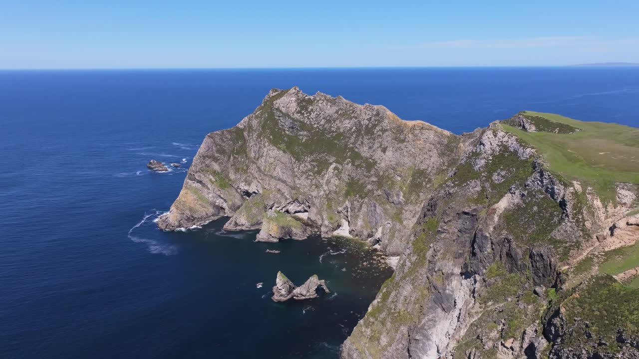 Sturral 4K Drone Footage - Glencolumbkille - Co.Donegal - Ireland - 25_16