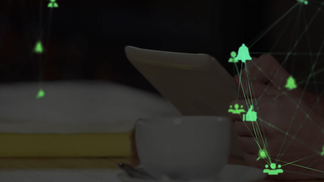 디지털 태블릿을 사용하여 사람에 대해 움직이는 아이콘과 연결의 웹의 디지털 복합 비디오 i