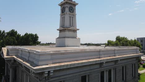 Edificio-Del-Ayuntamiento-De-Madera,-California