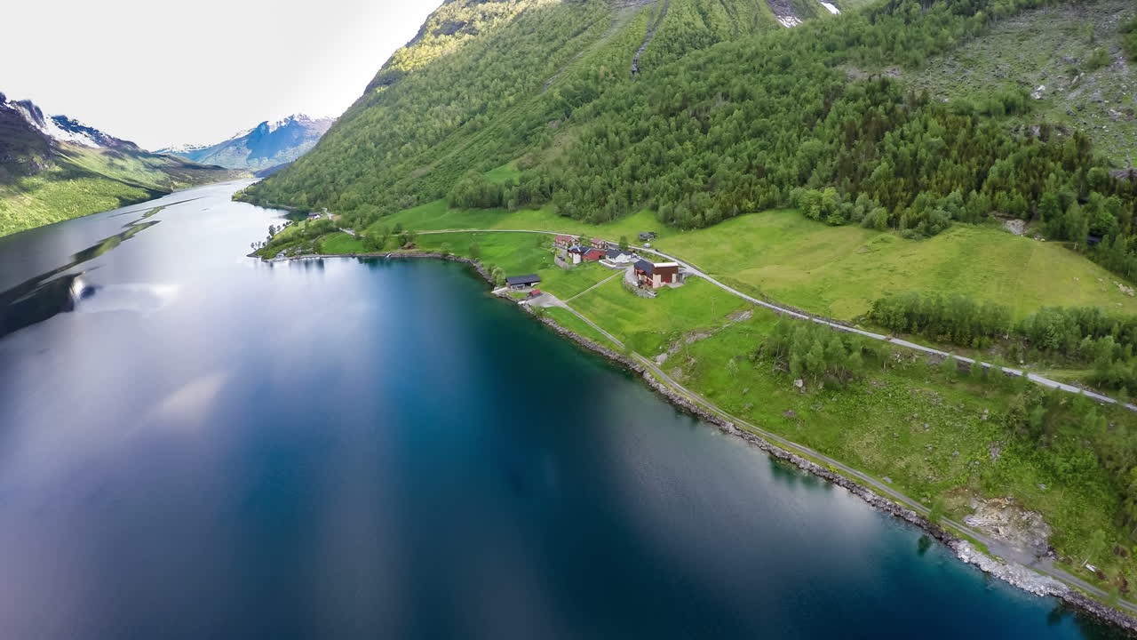imágenes aéreas de la hermosa naturaleza de noruega.