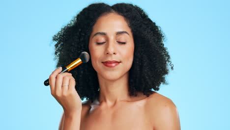 mujer, maquillaje y pincel para cosméticos de belleza