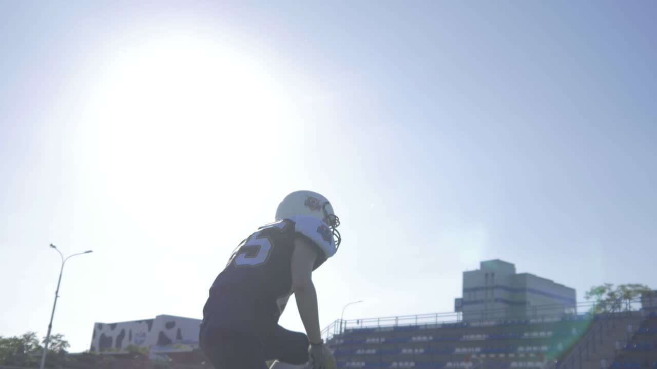 Circular shooting in motion around a player in a football uniform