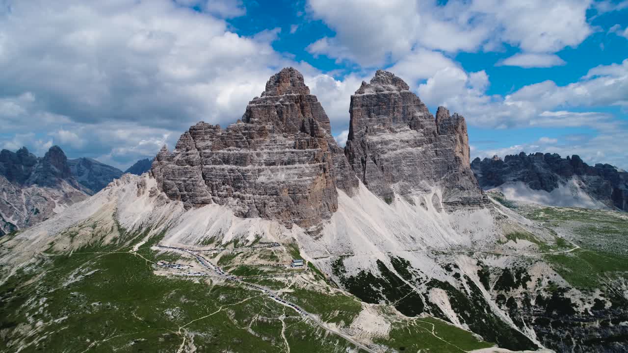 parque natural nacional de tre cime en los alpes dolomitas. la hermosa naturaleza de italia.