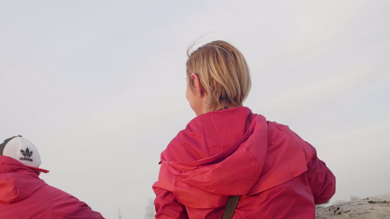 прыжки футбольного болельщика