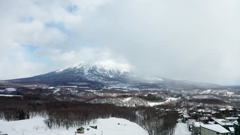 the beautiful winter in niseko