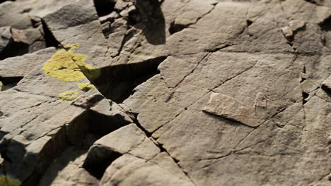 close-up-of-rocky-stones-formation