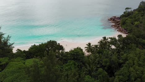 Aerial-view-of-the-most-beautiful-beaches-and-turquoise-waters-of-the-Seychelles