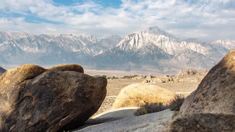 Slider-timelapse-of-Mount-Whitney-in-the-Alabama-hills-with-rocks-in-the-foreground