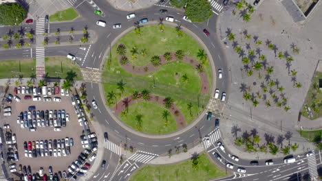 Luftaufnahme-Des-Kreisverkehrs-In-Santa-Cruz,-Teneriffa