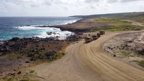 Safari-En-Aruba,-A-Bordo-De-Una-Gran-Aventura