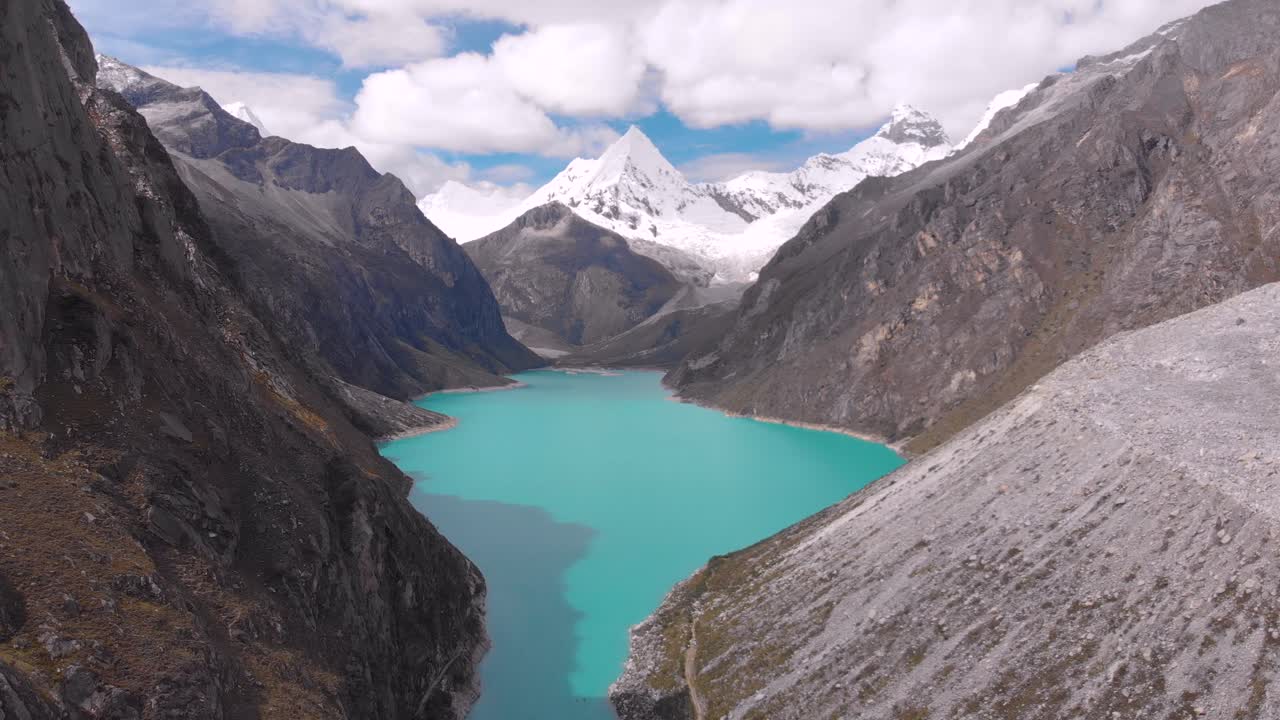Paron lake, Tilt Reveal of the lake - mountain artesonraju, peru, anchash