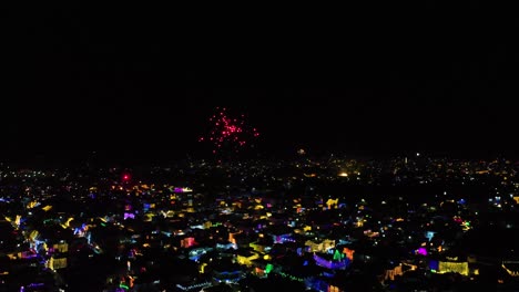 fuegos artificiales en el festival de diwali en punjab, india