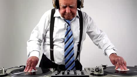 grandpa dj vid 07