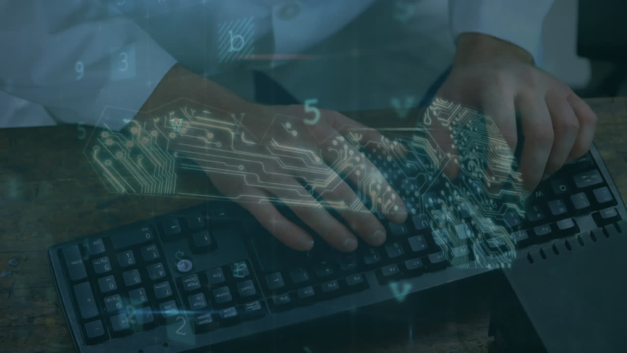 animación de advertencia de ataque cibernético sobre un científico que usa una computadora