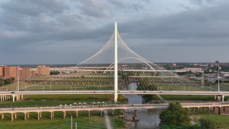 Drone-view-of-the-Margaret-Hunt-Hill-Bridge-in-Dallas,-Texas