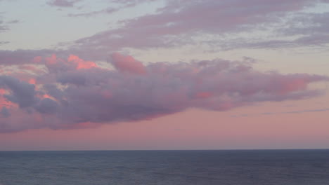 pink sunset and sea horizon