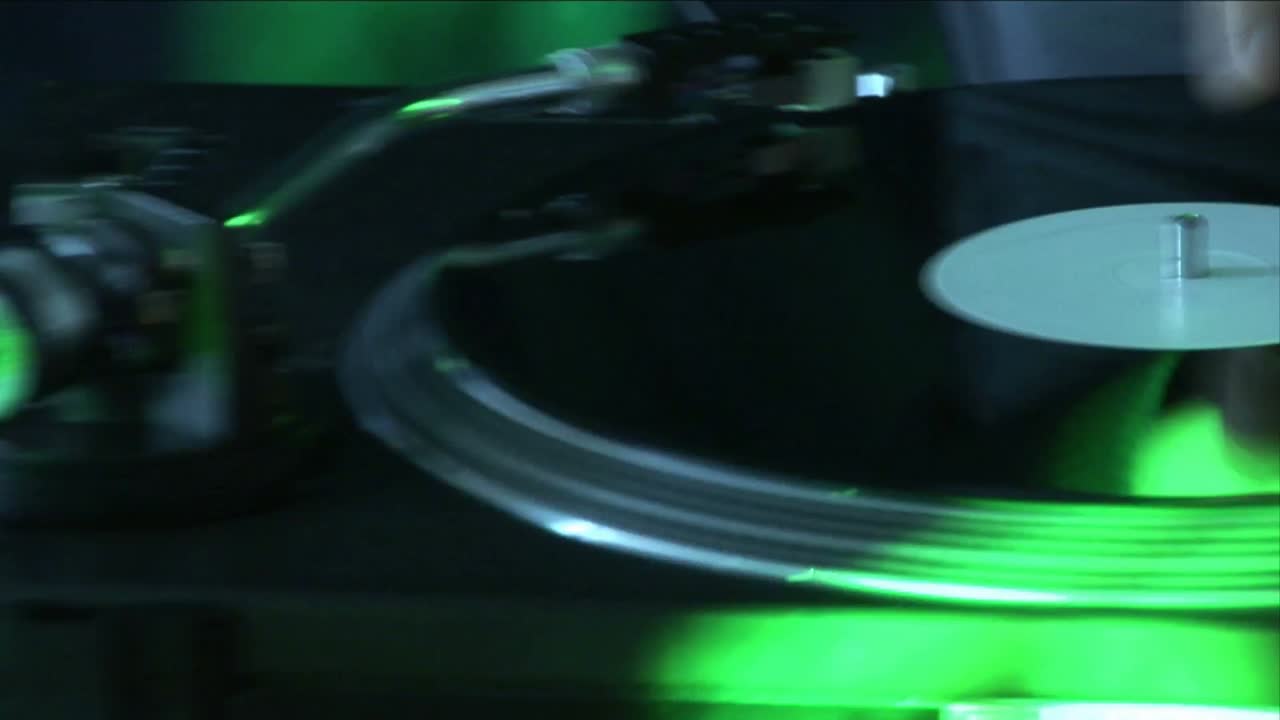 dj 스피닝 레코드