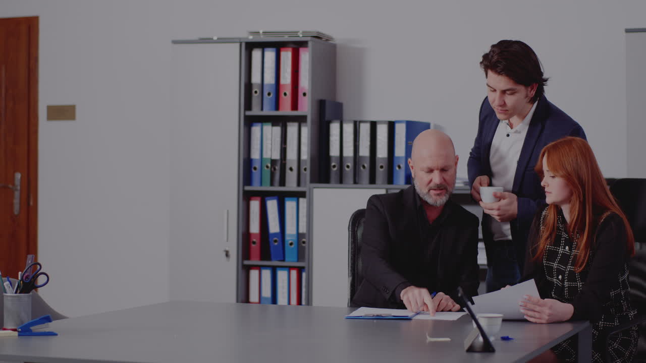 사무실에서의 비즈니스 회의