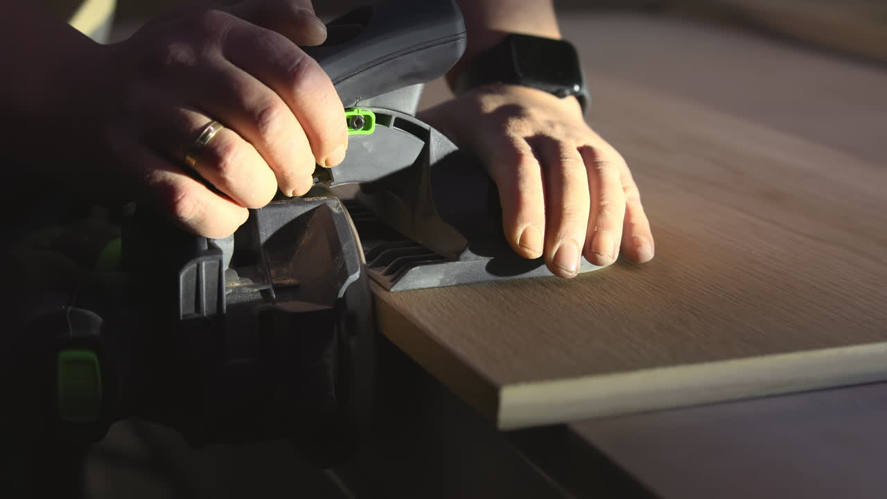 Lavorare il legno con una sega circolare