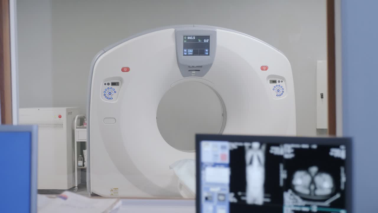 больничная комната с томографом, пустой мрт, кт, сканер для домашних животных.