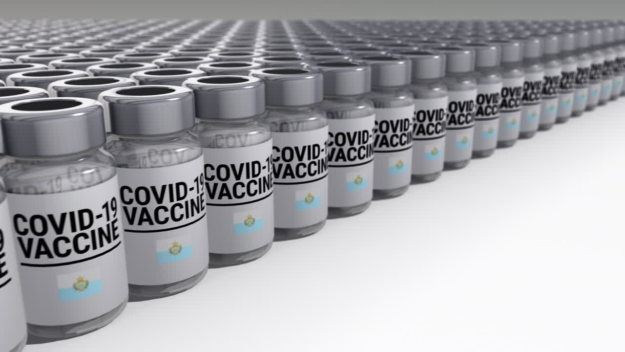 botellas de vacuna contra el covid-19 san marino