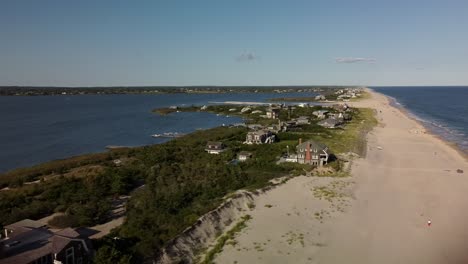 Vista-Aérea-De-La-Playa-De-Southampton-Long-Island-Nueva-York