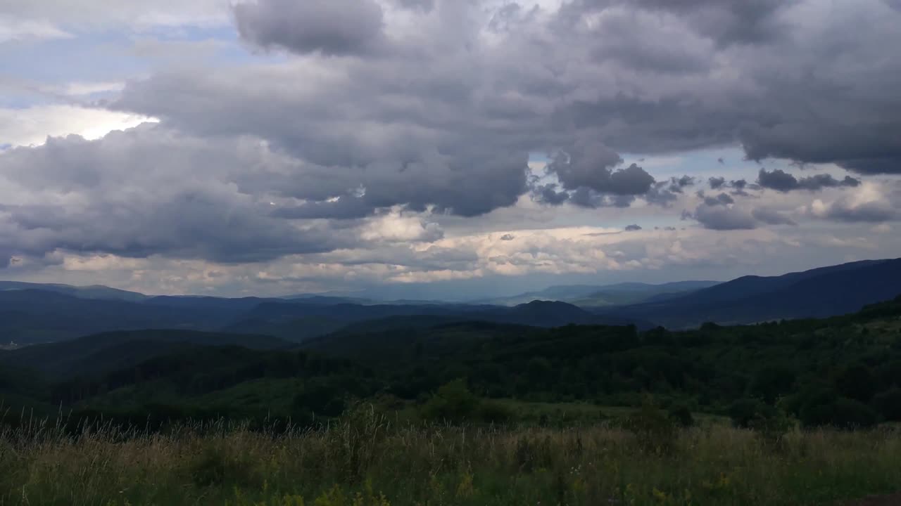 여름 카르파티아