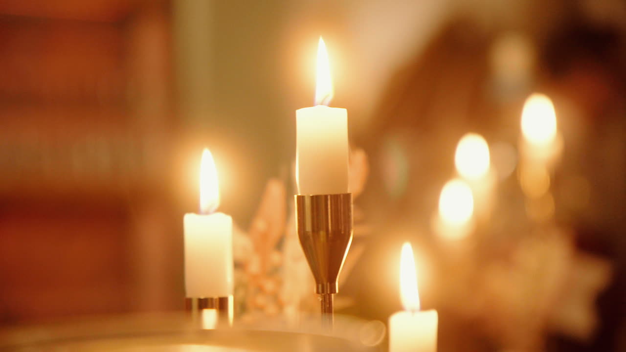 Candele accese a un evento