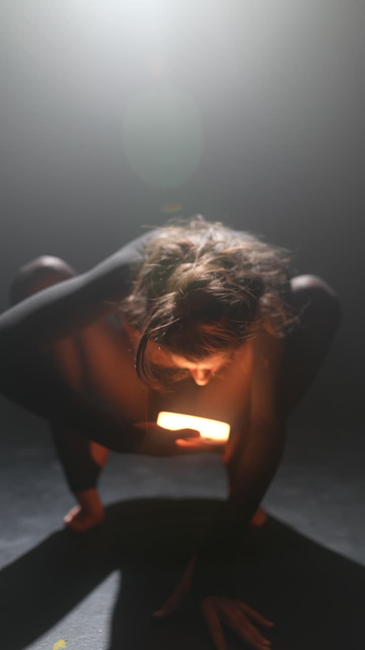 espectáculo de danza contemporánea con luz