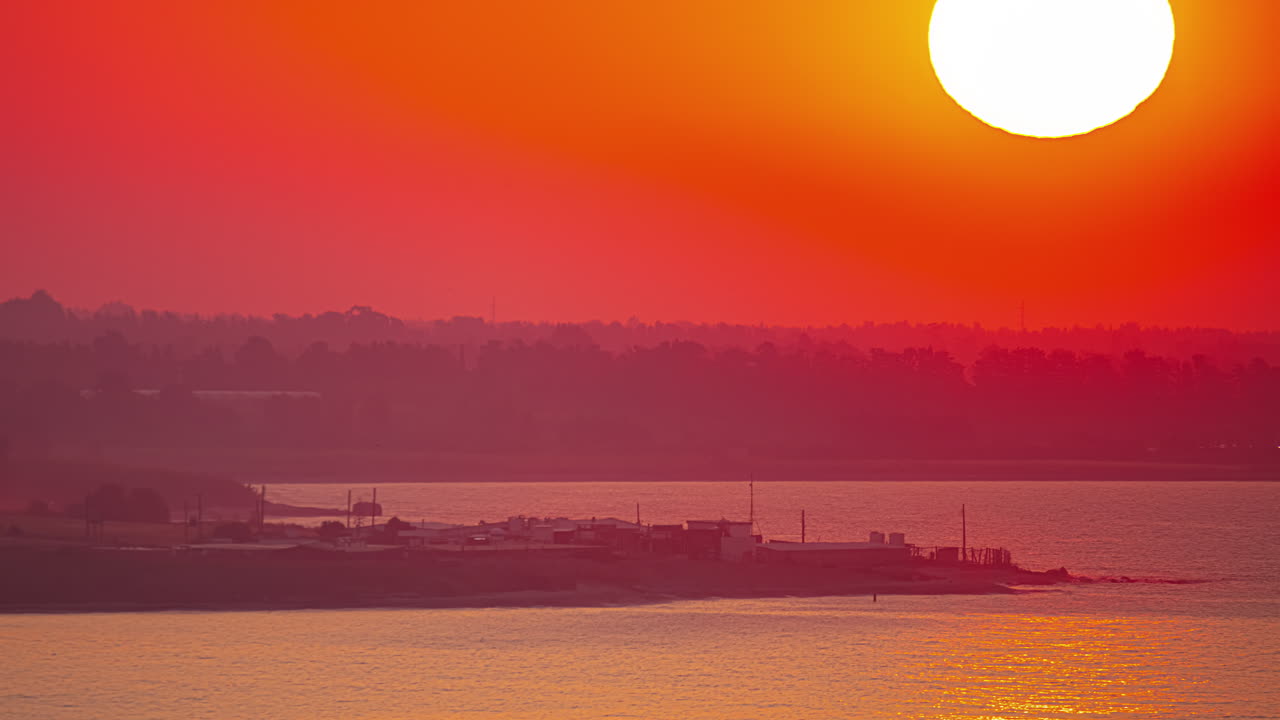 풍경 실루 ⁇  위에 거대한  ⁇ 은 일출, 타임  ⁇ 스 뷰