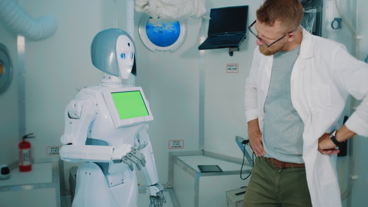 robot y científico en una instalación de investigación espacial