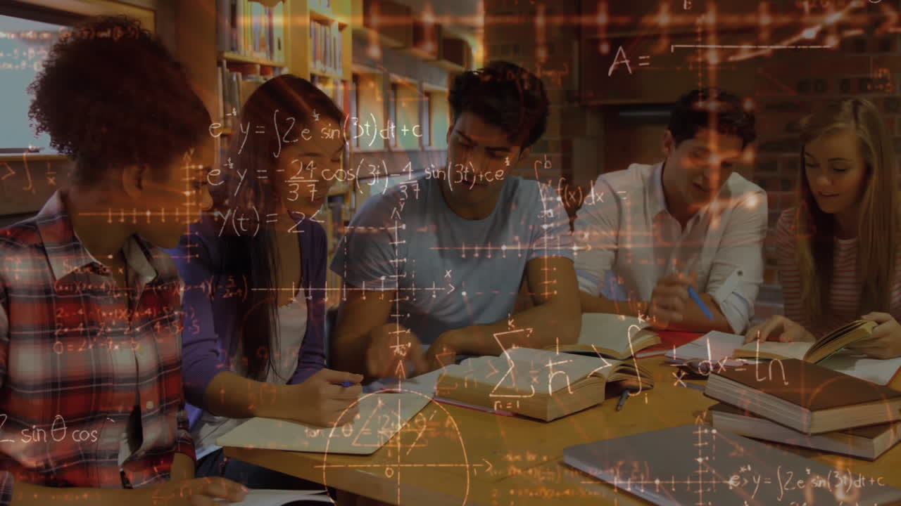 estudiantes trabajando en libros en una biblioteca