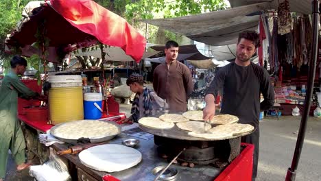 Making-Afghani-Paratha