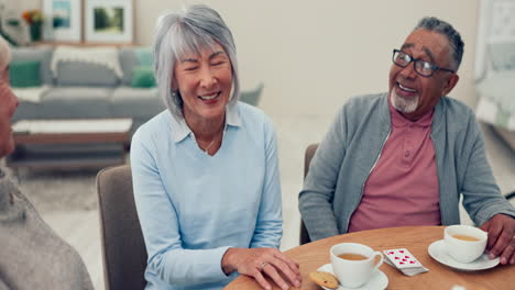 Té,-Personas-Mayores-Y-Amigos-Hablando-En-La-Mesa