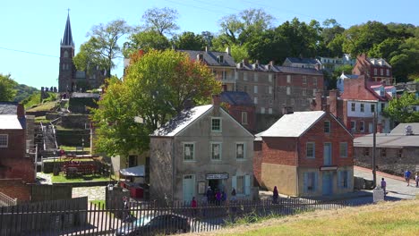 Establishing-shot-of-Harpers-Ferry-West-Virginia-2