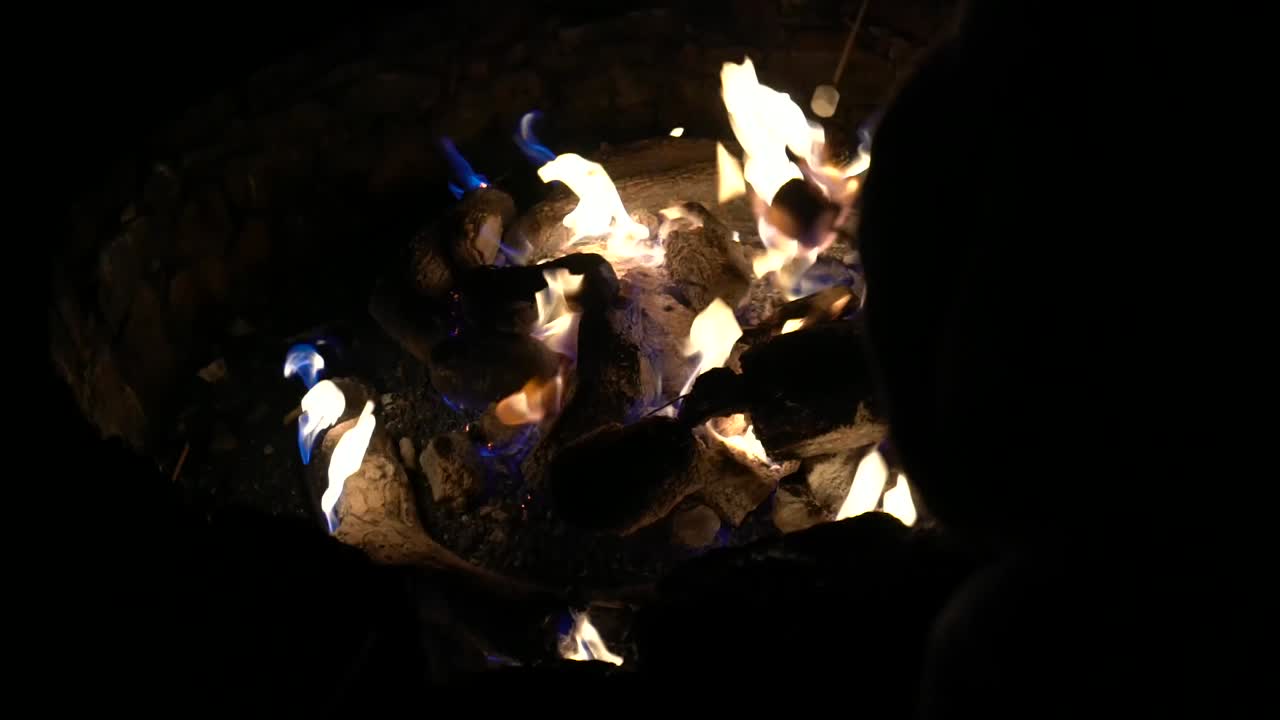 마쉬멜로 불타는 4k 스 영상