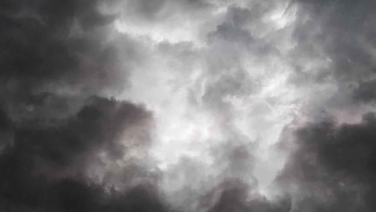 vista de tormentas severas en la noche