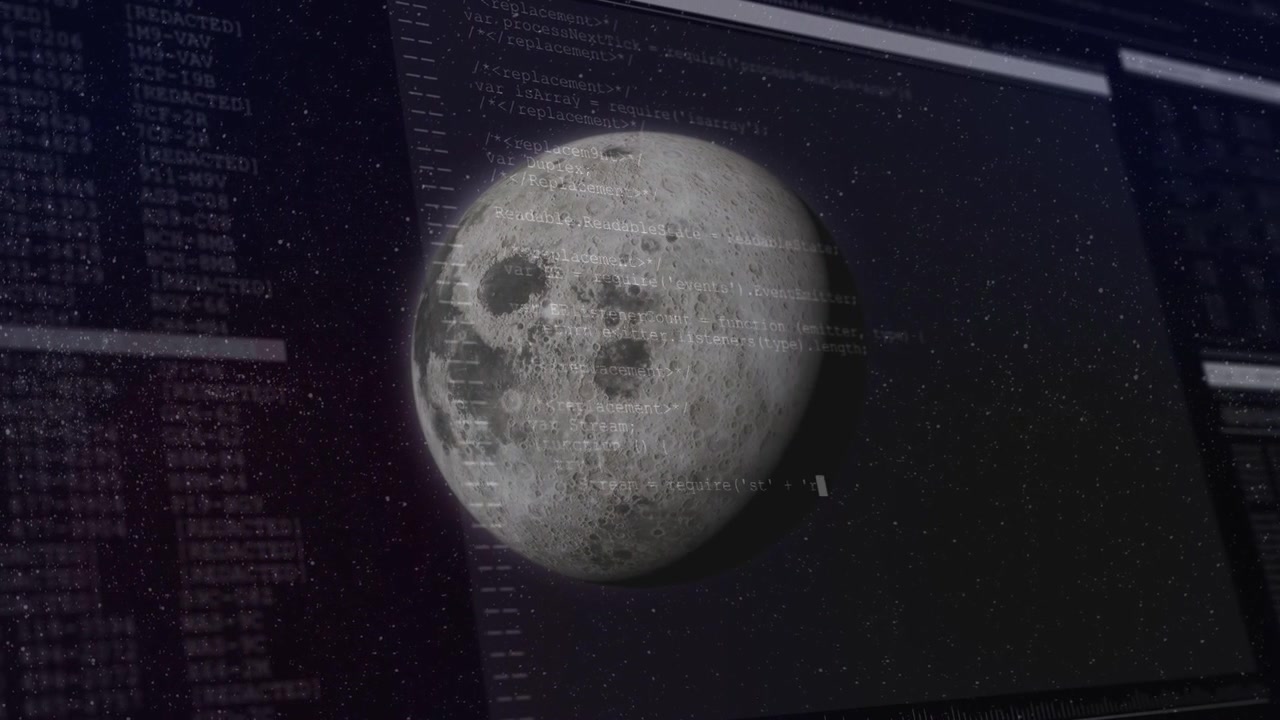 Luna che appare su un monitor, ruotando e ingrandendo, mentre codice tecnico e segni di righello ne analizzano la superficie