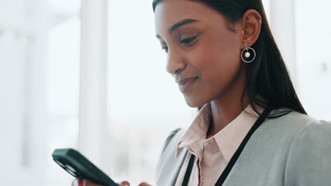 Business,-contact-or-woman-with-cellphone