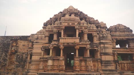 Antiguo-Templo-De-Vishnu-En-El-Fuerte-De-Gwalior,-Madhya-Pradesh,-India