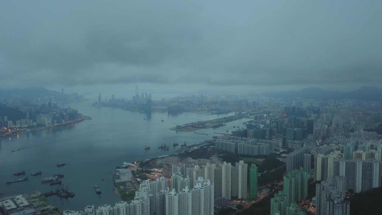 imágenes de aviones no tripulados de la ciudad de tsung kwan o, hong kong